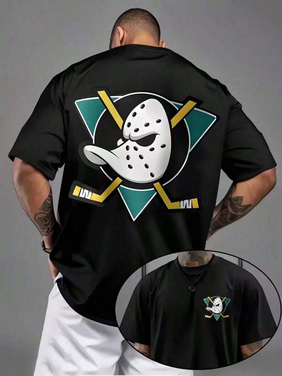 Réplica de camisetas gráficas deportivas americanas para hombre con logotipo de pato de hockey sobre hielo, camiseta con diseño retro, interpretación de los deportes y el tiempo, cuello redondo, versión clásica, suave y cómoda, unisex, colección de camisetas de estilo casual, tela microelástica, para verano. Camiseta unisex de algodón holgada de manga corta y cuello redondo estilo vintage urbano - Negro - Ver 1