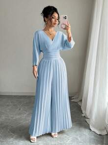 Women's Jumpsuit With Wide-Leg Pants, V-Neck, Overlay, Elegant, Fitted Waist, And Pleats. - 淺藍色 - 查看 2