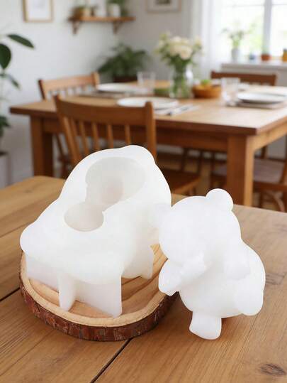 1pc Bamboo Fleeing Panda Silicone Candle Mold