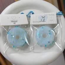 1个泥泞质感逼真仿真食物盐甜甜圈软萌玩具，可爱减压钥匙扣挂件 - 彩色 - 查看 4