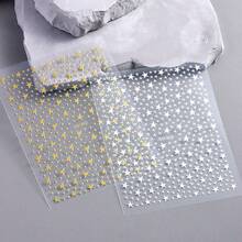 Pegatinas de uñas con estrellas metálicas doradas y plateadas estilo Y2K, disponibles en colores negro, blanco, rosa y azul con brillo autoadhesivo, tanto en colores metálicos como neón. Estas decoraciones de uñas son perfectas para manicuras, fiestas y eventos. - Multicolor - Ver 8