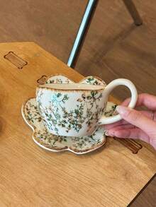 1 Set, Modern Minimalist Ceramic Cup & Saucer, Heat-Resistant Hand-Painted Petal Cup & Saucer, Tea/Coffee Cup & Saucer Set, Gift For Friends & Family, Suitable For Home, Office, Gathering - Multicolor - View 13