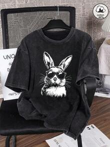 Camiseta de manga corta para hombre con estampado de temática pascual, corte holgado, cuello redondo y estilo elegante. - Negro - Ver 1