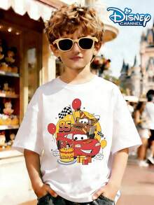 Disney Racing Total Mayhem - Lightning McQueen, Board Game Theme Birthday T-Shirt Print Pattern Summer Tops,Short-Sleeved Casual And Cute Style  Children's Clothing Design, Girl Clothes,Boy Kids Clothes ,Ropa Para Niños,Teen Girls Clothes, Summer Clothes,Boys Summer Outfits,Boys Clothes,Perfect For Cool Girls. Comfortable And Breathable Children's Short-Sleeved T-Shirt. Comfortable And Casual Wear All Year Children's Clothes,Comfortable & Lightweight, Iconic Print For Mix-And-Match Outfits,Suitable For Both Boys And Girls. - 白色 - 查看 2