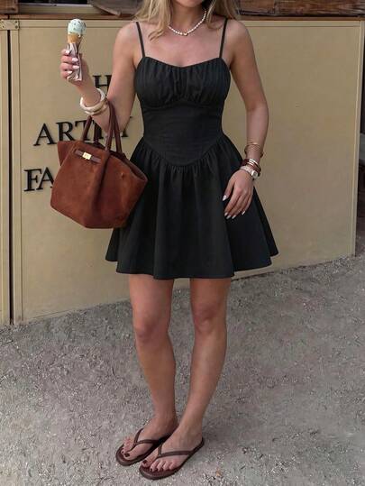 Popohouse 夏季黑色吊带褶皱女士吊带连衣裙，束腰迷你露背性感沙滩裙，适合度假，优雅大方。