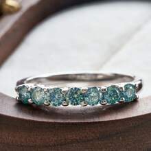 1 chiếc nhẫn bạc S925 đính đá Moissanite 0.7ct, trang sức phù hợp cho nữ giới đeo hàng ngày, cưới và đính hôn. - Một viên đá quý 0,7 carat. - Xem 24
