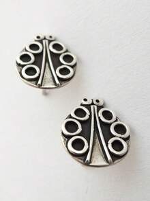 1 Pair Fashionable & Creative Round Stud Earrings With Unique Insect Pattern, Suitable For Daily Wear And Vacation, A Perfect Surprise Gift For Her - Antique Silver - View 1