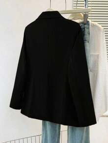 Chaqueta blazer de mujer de manga larga, cuello puntiagudo, hecha de tela de poliéster, con detalles de botones, ajuste y largo regulares, diseño sin estiramiento, color blanco para primavera - Negro - Ver 4