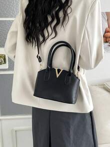 1pc New Fashionable V-Shaped Handbag, Versatile Minimalist Shoulder & Crossbody Bag - Black - View 9