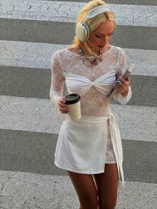 HoloChill 女士性感白色蕾丝长袖迷你连衣裙，船领设计，荷叶边细节，高弹半透明梭织面料，休闲风格，2026 夏季新款，女士夏季连衣裙，度假连衣裙，优雅派对连衣裙，女士沙滩连衣裙，婚礼宾客派对连衣裙，户外服装，女士生日连衣裙，女士优雅连衣裙，女士海滩度假服装，女士休闲连衣裙 - 白色 - 查看 1