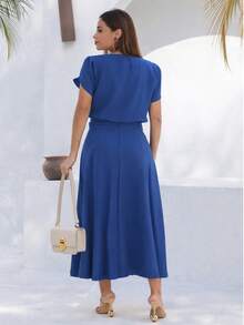Skirt And Blouse Set In Twill Viscose Short Sleeve Blouse With Boat Neckline Midi Skirt With Flared Model With Pockets And Front Slit - 藍色 - 查看 3
