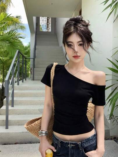 性感不对称露肩短袖修身T恤，夏季露肩短款休闲上衣
