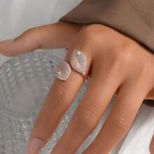 Women's Cubic Zirconia Leaf Ring, Casual Finger Jewelry, Exaggerated Decor, Elegant Eye-Catching, Perfect Gift For Party, Birthday, Anniversary - Silver - View 2