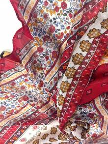 1pc Printed Scarf, New Women's Silk Scarf, Fashionable Versatile Shawl, Sunscreen Beach Wrap, Spring/Summer,Accessories,Travel Essential - Red - View 5