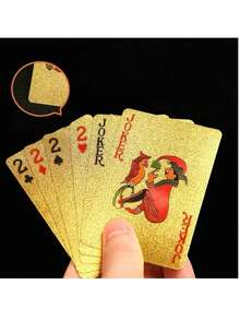 一盒金箔PVC黑色格子扑克牌，加厚防水，经久耐用，创意十足，适合休闲娱乐、送礼、周年纪念、生日、节日等场合，营造热闹欢乐的气氛，尽享无忧乐趣。 - 彩色 - 查看 9