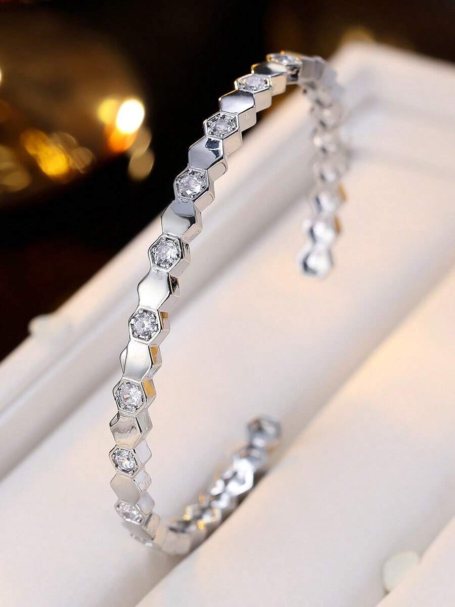 1 chiếc vòng tay dạng lục giác hở, tối giản, thanh lịch, đính đá Zirconia, thích hợp đeo nhiều lớp cho nữ giới khi đi làm và đi chơi hàng ngày. - vòng đeo tay - Xem 1