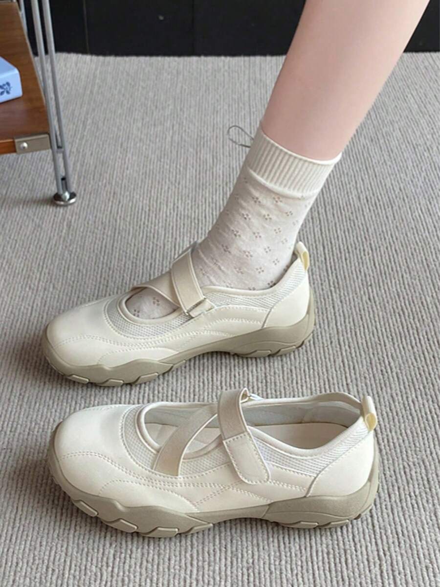 1双女士平价轻便舒适芭蕾舞鞋,2026新款弹力套脚平底软底防滑休闲日常百搭乐福鞋 - 米色 - 查看 1
