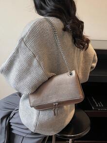 1pc Women's Retro Versatile Chain Crossbody Bag, Solid Color Commuter Envelope Bag, Zipper Closure Square Box Bag, Unique Chain Crossbody Design, Women's Travel Shoulder Bag, PU Material, Random Letter Print - Champagne - View 6
