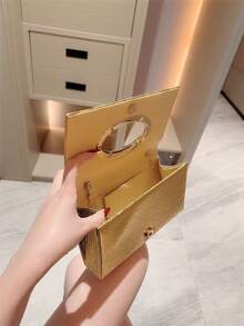1件欧美时尚金属装饰迷你盒形手拿包，闪亮金属条镶嵌，优雅奢华，适合晚礼服、派对、婚礼、舞会、盛会等场合，皮革设计，配有金属链条 - 金色 - 查看 3