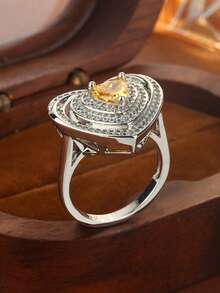Micro-Inlaid Zirconia Heart-Shaped Ring, Vintage Retro Full Diamond Design - White and Yellow - View 3