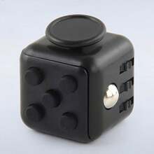 1PC Multi-Color Cube/Dice Toy, Creative Stress Relief Toy For Teenagers And Adults, Decompression Dice A Stress Relief Toy For Teenagers Tool The Office To Kill Time When Bored In Class Finger Cube Adults Vent Small Desktop Relieve And Anxiety Fidget ToysStress Ball Multicolor, Vibrating Toy>Abs, Vibration Toy, Poppers, Stocking Filler (Random Shipment With Or Without Lines) - 白色 - 查看 17