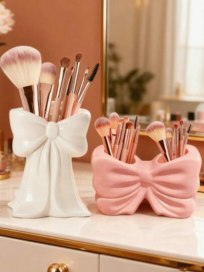 1pc Cute Bow-Knot Pen Holder - Desktop Makeup Brush And Office Supply Organizer, Elegant Makeup Brush Storage, Suitable For Girls, Students And Women, Creative Decorative Design, Also Suitable For Holiday, Beach, Bathroom, Bedroom, Large Capacity, Cosmetic Bag, Travel Essentials