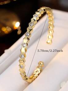 1 chiếc vòng tay dạng lục giác hở, tối giản, thanh lịch, đính đá Zirconia, thích hợp đeo nhiều lớp cho nữ giới khi đi làm và đi chơi hàng ngày. - vòng đeo tay - Xem 5