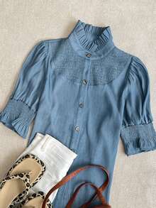 Damen Hellblau Denim Stehkragen Hemd, geeignet für Frühling und Sommer, entworfen mit Rüschenbesatz und Puffärmel Bluse, perfekt für den täglichen Arbeitsweg und vielseitiges Styling - Graublau - Übersicht 4