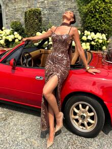 UNITHORSE [Random Cut] Sequin Embellished Backless Slit Elegant Evening Gown - Brown - View 2