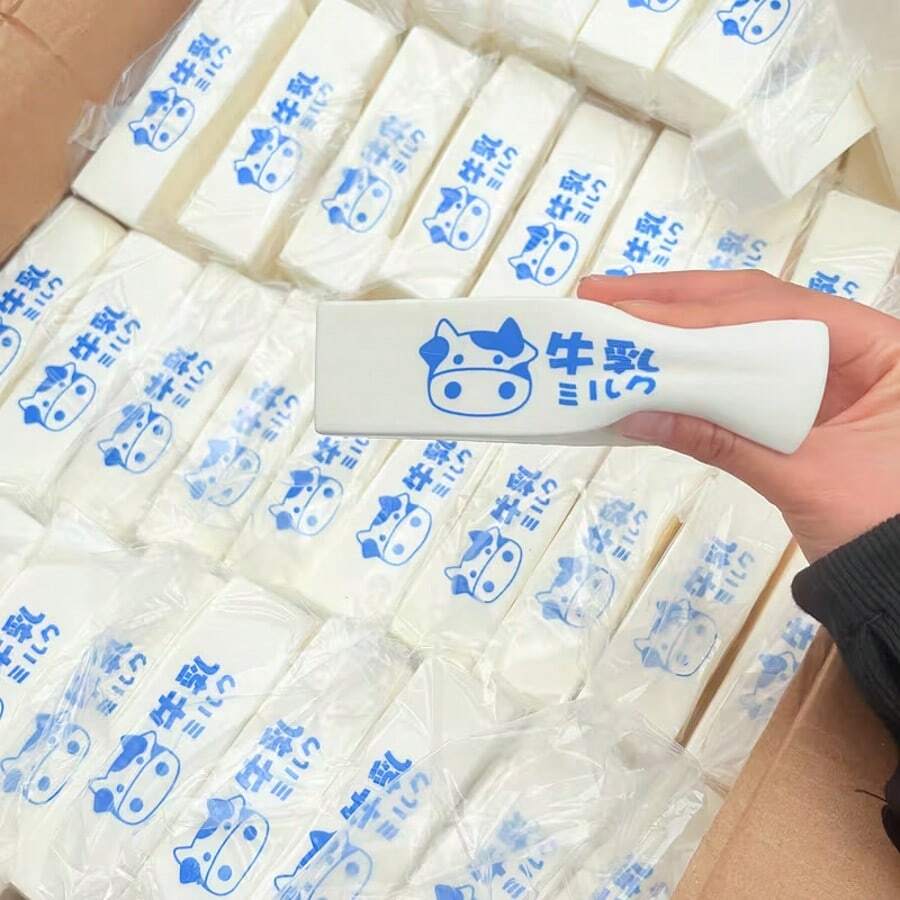 1个柔软的白面包玩具，柔软缓慢回弹，可缓解压力，采用“牛奶”慢发酵设计，新奇有趣，非常适合派对、比赛、课堂奖励、嘉年华礼物和糖果袋填充物。 - 彩色 - 查看 1