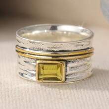 经典复古双色宽边女士戒指，镶嵌方形绿色水晶，日常、派对、节日珠宝礼品 - 銀色 - 查看 6