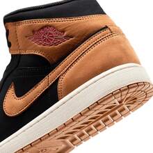 Nike Air Jordan 1 Mid Men's Patent SE 'Black Gold Jordans For Men852542-007 | Mid-Top Streetwear, Statement Sneaker - 橘色 - 查看 9
