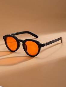 1副男士时尚眼镜，新款圆形镜框，简约百搭，铆钉设计，适合街头风、日常佩戴、T台走秀、派对、驾驶、度假等场合。 - 彩色 - 查看 13