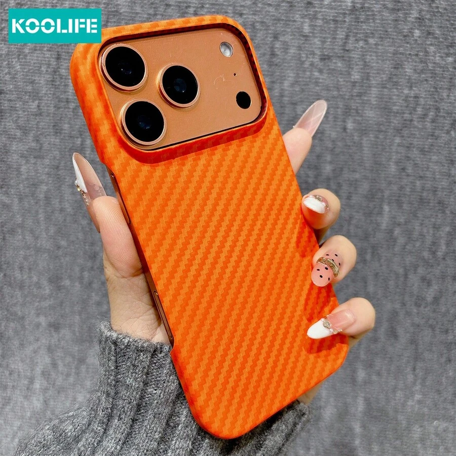 Koolife 純色碳纖維斜紋啞光半包手機殼，相容 iPhone 17 Pro Max、Apple 17 Pro 與 17，韓系時尚耐用商務設計，男女皆宜，聖誕節、情人節、復活節、生日等節慶理想送禮選擇