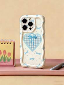 奶油色蓝色格子爱心图案手机壳，奶白色波点蝴蝶结，防震软壳，兼容 13/15/16/17 Pro/17/14/17/15 Pro/15 Plus/15 Pro Max/7 Plus/8 Plus/X/Xs Max/Xr/11 Pro/12 Pro/13 Pro/14 Pro/12 Mini/13 Mini/11 Pro Max/12 Pro Max/13 Pro Max/14 Pro Max/14 Plus/17 Pro Max/17 Air/6/6s Plus/7/8/16 Pro/16 Plus/16 Pro Max/SE2/17 Pro Max 和三星手机Galaxy/A54/A14/A12/A13/A15/A32/A33/A24/A52S/S20/S21/S22/S23/S24/S23Plus/S24ultra/S25/A15/A33/A23/A07/A17/S26/A56/A57 - 彩色 - 查看 4