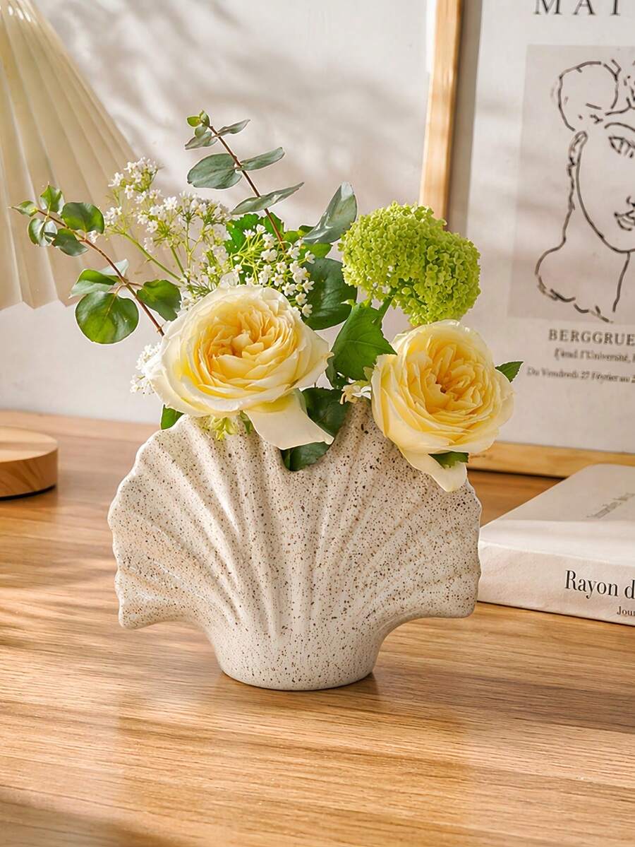 1pc Ginkgo Leaf Shaped Vase, Spotted Decorative Vase Suitable For Placing On Desktops, Living Rooms And Other Spaces - Ginkgo Leaf Vase - View 1