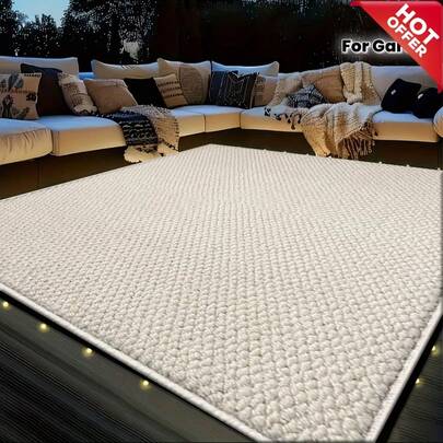 A Pineapple-Patterned TPR Water-Washable Base Carpet With Gray Textured Design, Ideal For Practical Indoor/Outdoor Use As A Home Carpet For Courtyards, Balconies, And Outdoor Decks. Suitable For Both Indoor And Outdoor Applications, This Modern Decorative Mat Features Hand-Washable Properties, Anti-Slip Backing, And Durable Polyester Fiber Construction. Perfect For Entryways, Bathrooms, And Corridors.