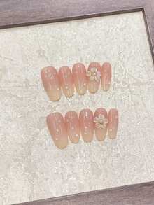 Mini flori de primăvară pe unghii! Stil de vacanță colorat cu dopamină de primăvară, 10 buc. Unghii ovale medii-înguste, manichiură franceză cu gradient galben-roz, cu flori mici galbene transparente, lucrate manual, efect 3D de picătură de apă, potrivite pentru purtare zilnică și stil de vacanță de primăvară, vacanță la plajă, ținute pentru întâlniri, aspect strălucitor și elegant, set de unghii reutilizabile, realizate manual, cu o bucată de lipici jeleu și o pilă de unghii mini. - Galben - Vizualizare 3