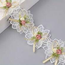Conjunto de 6 peças de renda floral branca, ideal para projetos de costura e artesanato de casamento. - Ver 3
