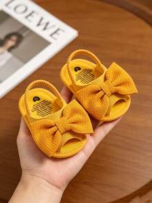 女婴凉鞋 夏季可爱蝴蝶结软底防滑学步鞋 幼儿新生儿公主裙平底鞋 - 黃色 - 查看 6
