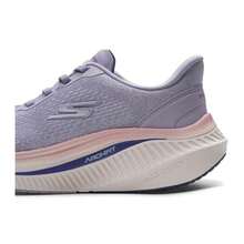 Skechers 女士休闲鞋 GO WALK MAX CUSHIONING ARCH FIT 女士步行鞋，简约舒适日常户外通勤步行鞋 125581-LAV - 薰衣草色 - 查看 8