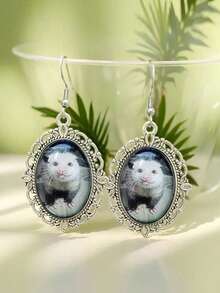 Vintage Silver Opossum Relief Earrings - Cute Opossum Animal Jewelry Suitable For Nature Lovers - Silver - View 1