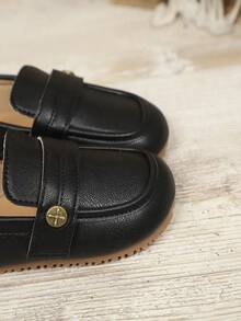 1 par de zapatos planos de estilo británico retro con suela suave y antideslizante, adecuados para uso diario en primavera/otoño, para niños y niñas - Negro - Ver 6