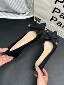 女款蝴蝶結高跟尖頭鞋 新款時尚戶外粗跟一腳蹬女鞋 軟底舒適低跟法式風格辦公通勤鞋 - 黑色 - 查看 3