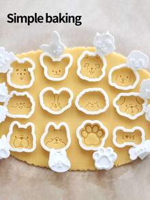 O formă de tăietor de biscuiți drăguță cu model de câine, o formă de biscuiți pentru părinți și copii, provizii pentru prânz pentru sezonul școlar, ștampile pentru biscuiți cu diverse modele de desene animate cu câini, lăbuțe mici și oase mici și o formă de desert, potrivită pentru prepararea de mici gustări ca daruri. - Vizualizare 13