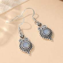 Vintage handgefertigte geschnitzte spiralförmige runde Ohrringe, Kupferschmuck, Retro-Schmuck für Frauen zu Feiertagen, kreative Alltagsgeschenke - Silber - Übersicht 2
