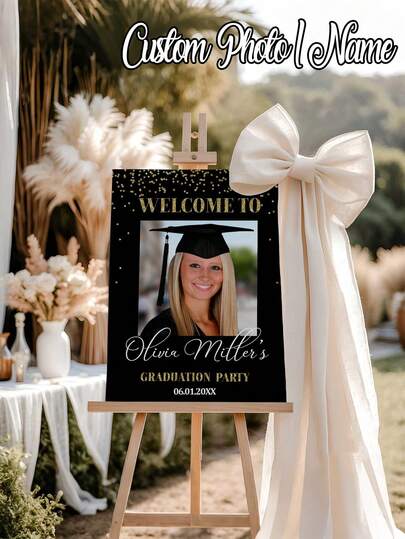 1 tấm poster ảnh tốt nghiệp cá nhân hóa phong cách đen & vàng, trang trí ảnh chào mừng lễ tốt nghiệp, biển chào mừng lễ tốt nghiệp kèm ảnh, bảng chào mừng tiệc tốt nghiệp, có hình ảnh poster, biển chào mừng tốt nghiệp tùy chỉnh, poster không khung bóng, tranh treo tường tùy chỉnh, trang trí tường.
