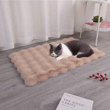 1pc Plush Pet Mat, Thickened Warm Anti-Slip Round Cat/Dog Cushion Pad - White - View 12