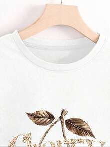Camiseta de mujer de cuello redondo, holgada y de alta calidad, con estampados de letras, corazones de dibujos animados y diseños de animales pequeños en varios estilos, es adecuada para el uso diario casual y salidas a la playa. Es la elección perfecta para conjuntos de vacaciones en pareja. Hecha de 100% algodón puro, tela de 200 gramos de peso, de alta calidad, suave y cómoda, un imprescindible para el uso diario. - Blanco - Ver 3