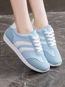 1 đôi giày thể thao đế mềm unisex, kiểu dáng thường ngày, đa năng, có khóa dán, thiết kế tiện lợi dễ xỏ, phù hợp cho mọi mùa. - Màu xanh nhạt - Xem 6